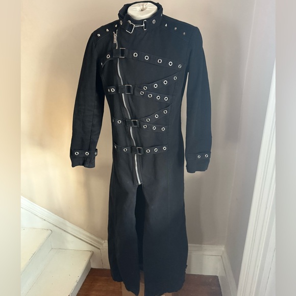 Y2K Tripp NYC Vintage Trench Coat w/ Buckles - Picture 12 of 16